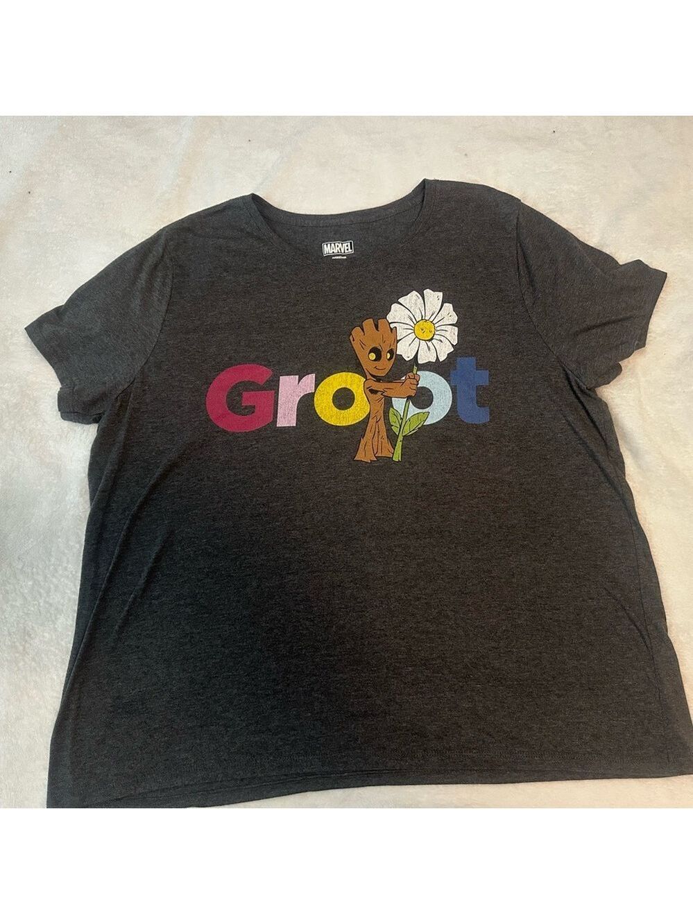 Marvel Groot Women’s Size 2X T-Shirt - Multicolor on Dark Gray